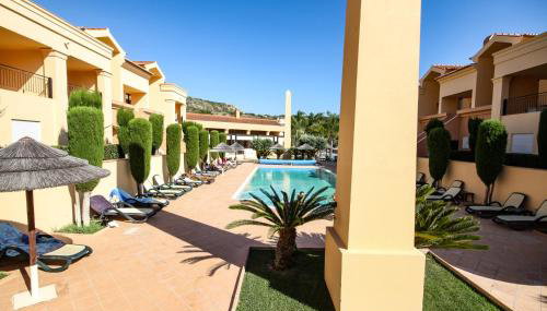 LUXURY APARTMENT - T1 vue sur piscine - PRAIA DA LUZ - Foto 2