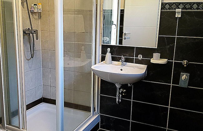 Apartment 9 With a Double bed - Photo 10