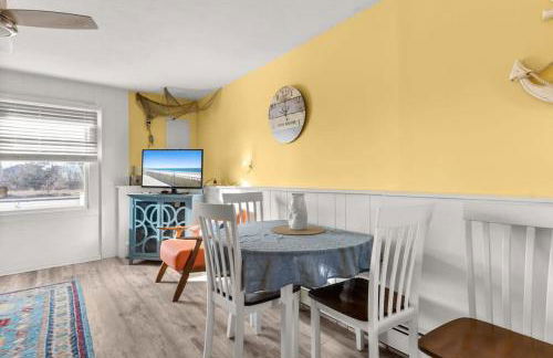 Walk to Beach Playground Lighthouse North End - Foto 9