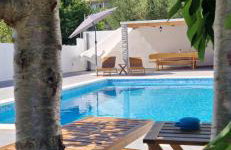 "Heaven on earth" with pool - Photo 3