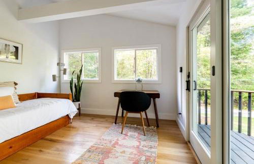 Modern A-Frame Cabin with Loft, Firepit and Grill - Foto 37