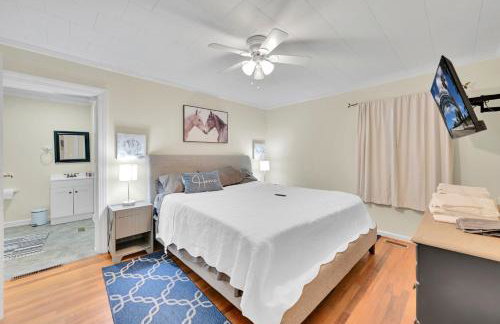 Park your Boat! Mins from the Ocean•Screened Porch - Foto 11