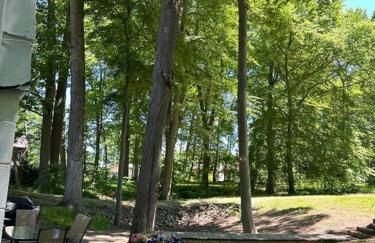 Blocks to Town, Game Room, Firepit, Huge Backyard - Photo 12