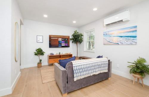 Serene Place Walk to UF Stadium Near Shands & Downtown - Foto 3