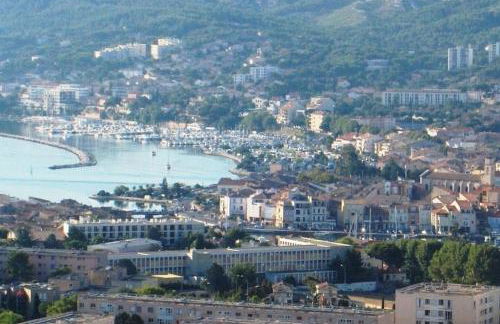 Le Refuge Mistralien - free Parking - WiFi - Cuisine - Foto 24