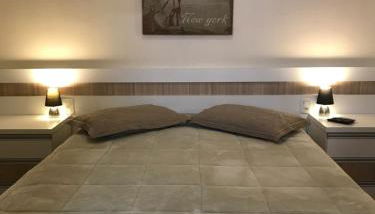 Wall Street Flat Service - Foto 1