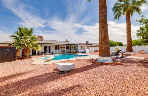 Walk to Golf Club Sun City Home with Private Pool! - Foto 26