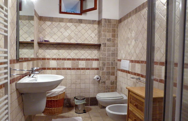 Holiday Home in Montecarelli With Pool - Foto 10