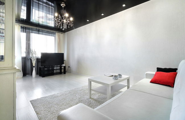 PaulMarie Apartments on Lazo - Photo 5