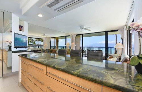 Oceanfront Remodeled-30 Feet to Ocean-Central AC-Highly Sought After - Foto 6