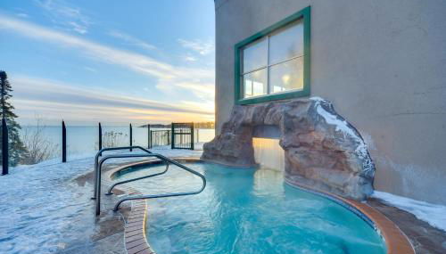 Pool Access North Shore Gem Near Beaches and Trails - Foto 2