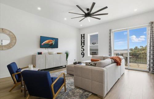 Expansive Deck, Private Dock, Boat Slip and Stunning Views - Foto 4