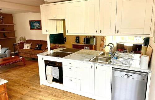 Private Woody Apartment, 2 King Beds, Very Centre Stamford - Foto 11