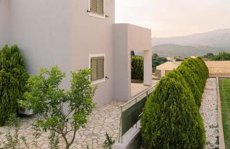 Vasilopoulos Residences - Villa Anthia with jaccuzzi & Villa Emelia with shared pool - Foto 14