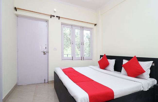 OYO 14130 Home 2Bhk Comfy Shyamkhet - Foto 4