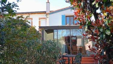 L'échappée authentique- Maison centre-ville- véranda climatisée-jardin - Photo 5