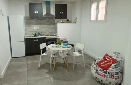 Super Estudio 2 "a pasos de la Estación Renfe" - Photo 1