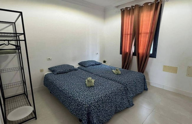 Villa-costaadeje-3br-balcony-wifi-parking - Foto 7