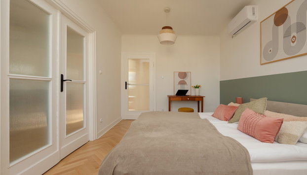 Apartment for 6 in the Heart of Warsaw - Foto 3, Habitación