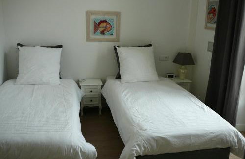 2 Bedrooms Appartement In Central Location on the famous Place Massena Nice - Photo 19