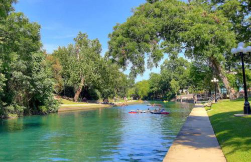 RRC A305 Riverpalooza On the Comal - Foto 2