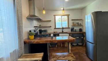 Vacation House in Ontario - Two Bedroom Brand New and Hand Made Furniture - Foto 5