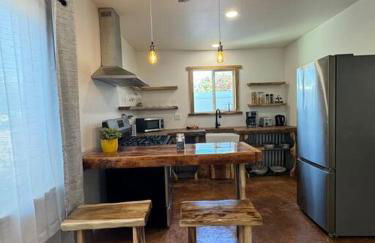 Vacation House in Ontario - Two Bedroom Brand New and Hand Made Furniture - Foto 5