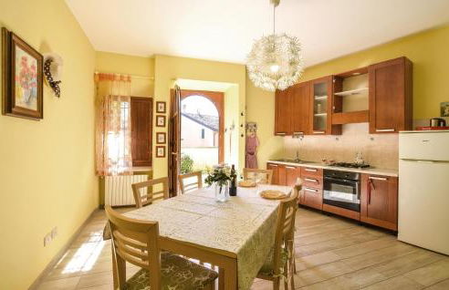 Gorgeous Apartment In Solferino - Foto 13