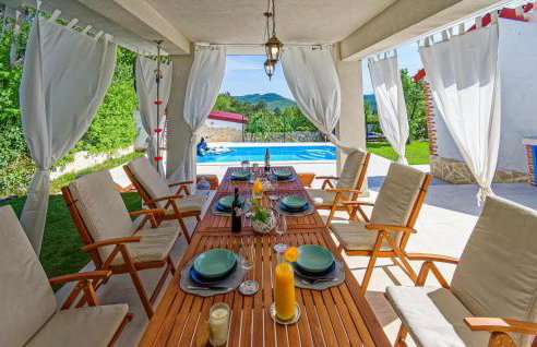 Nice Home In Gornji Muc With Wifi - Foto 8