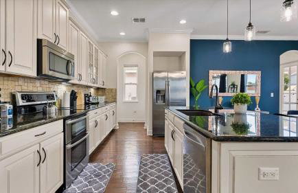 Poolside Tampa Stay- Game Room & Glam Room- Pool- Darts- Pool Table- Next to MacDill AFB - Foto 74