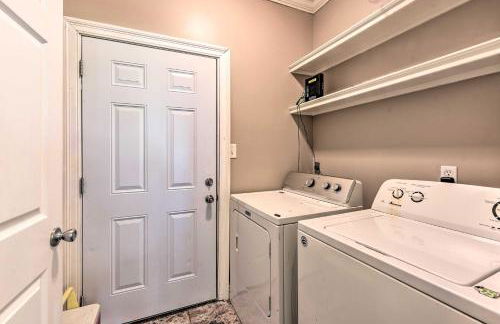 Gorgeous Home with Fireplace, Near St Louis Bay - Foto 22