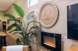 Modern City Loft Downtown Lynchburg VA LYH HUGE - Foto 23