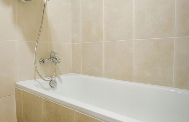 Vibrant And Luxurious 2Br Apartment At Trillium Residence Surabaya - Foto 14