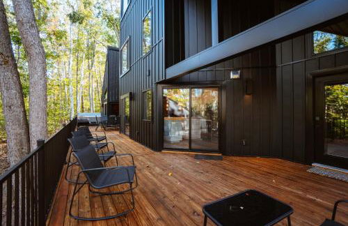 Retro Retreat with Hot Tub, Sauna & Arcade - Foto 10