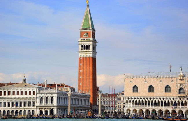 Alquiler de barco con patrón en Venecia - Foto 3