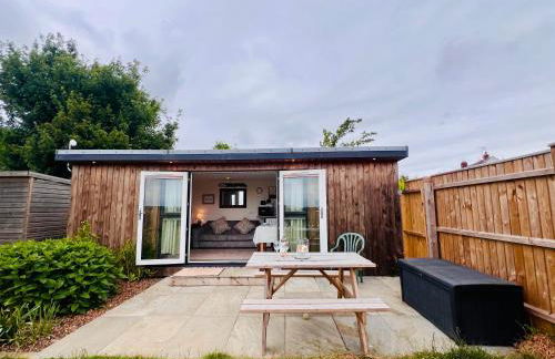 Romantic Cabin Retreat on 50-Acre Suffolk Farm - Foto 43