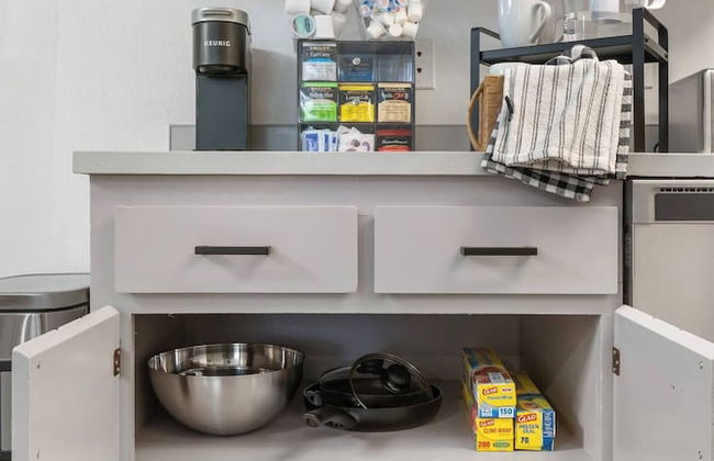 Comfortable Kirkland Home for Family & Remote Work - Photo 21