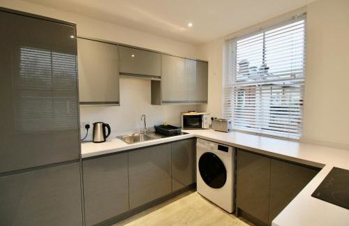 No.10 @ ShortStays Serviced apartments - Photo 5