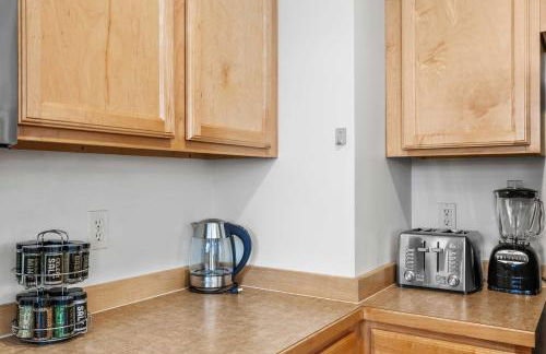 Heart of Bozeman Townhome with Patio Near MSU - Foto 18