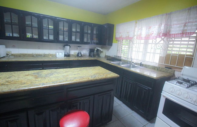 Kenwood Villa - Photo 15