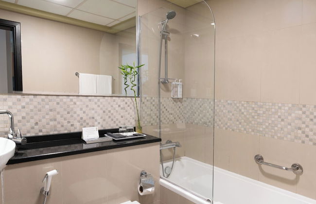 Citadines Metro Central Dubai - Photo 63