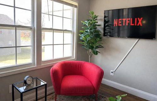 Downtown Birmingham Business 1BR Retreat with Wi-Fi and Free Parking Near UAB - Photo 3