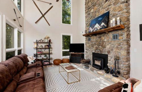 Pets-OK Retreat w Sauna, Jacuzzi at Wintergreen - Foto 24