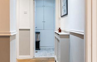 Central Stamford Apartment with private parking - Foto 20