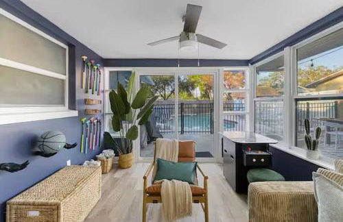 New listing~10 min to beach~Back yard fun~Pool - Foto 39