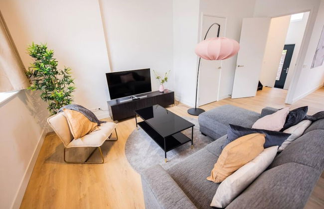 Serviced 3BR Apartment in Utrecht - Photo 54