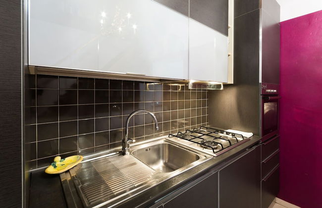 Navigli 7 Apartment - Photo 4