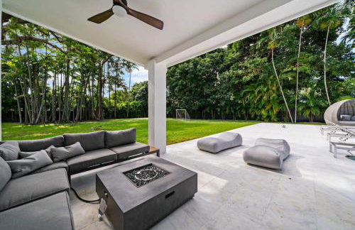 Luxury Villa Azure with Heated Pool 20 minutes to Beach - Foto 10