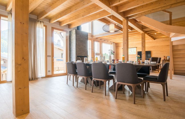 Chalet in Megeve With Mont-blanc Views - Photo 25