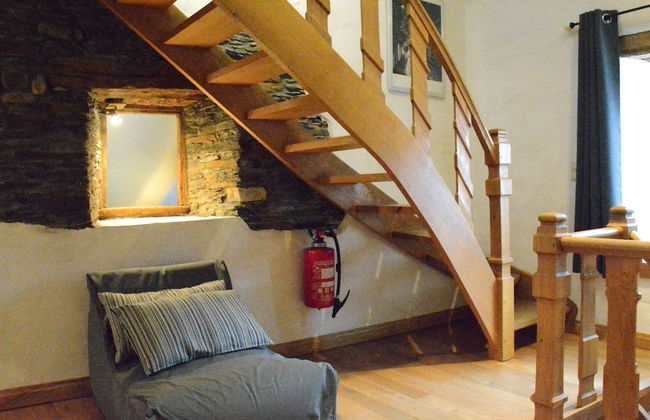 Champlon Villa Near Forest - Photo 26